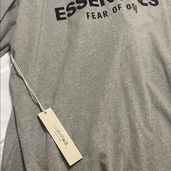 Fear of God Essentials Heather Gray Tee - Picture 5 of 5
